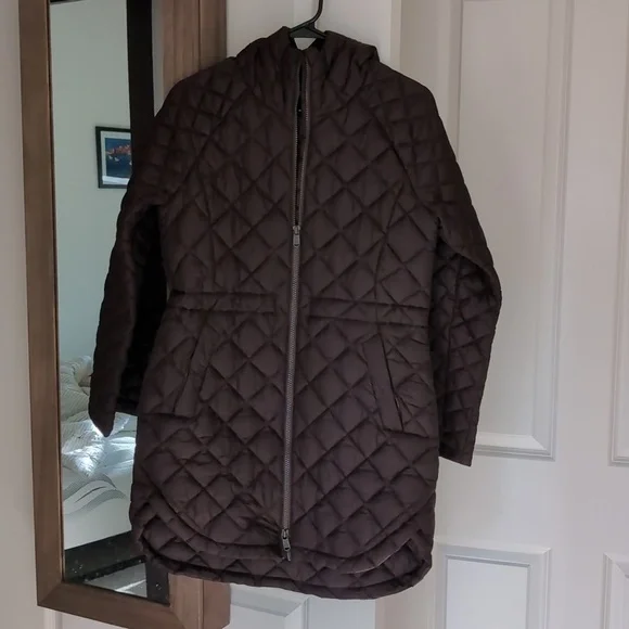 Athleta Whisperless Featherless Parka - Picture 2 of 5